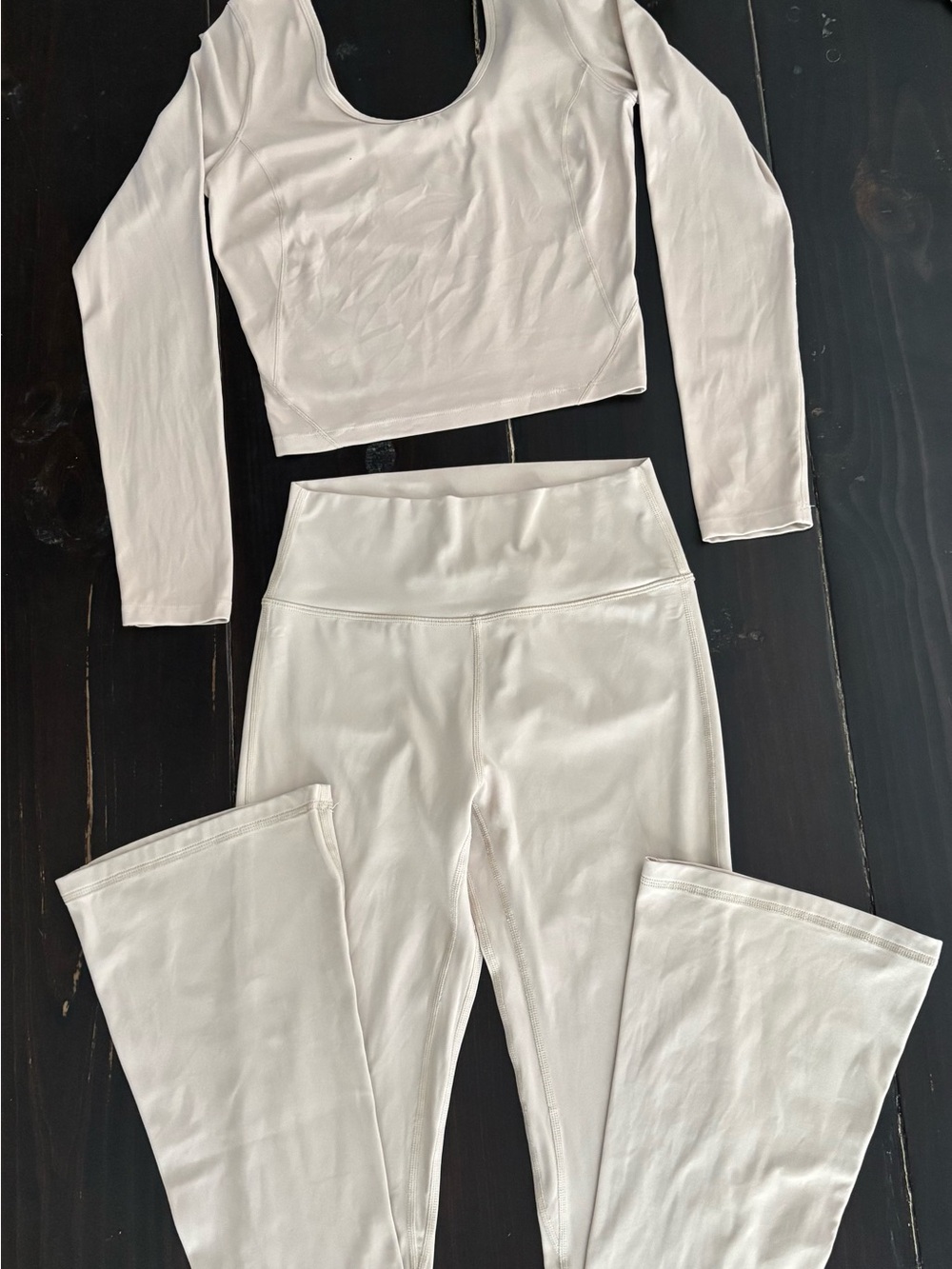 SauconyTwo piece workout set for women